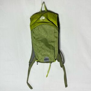 Ozark Trail Green Grey Outdoor 4L Hydration Pack Backpack (no bladder)
